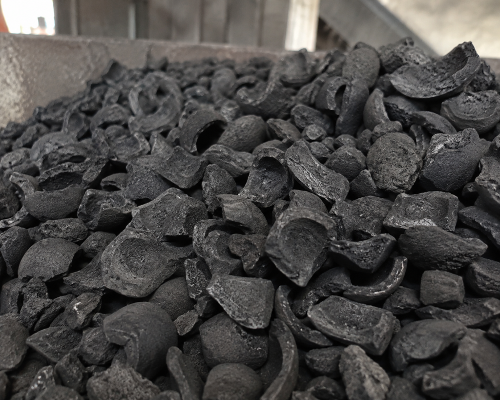 Palm Kernel Shell Charcoal from IDEABORNEO, an Indonesian biomass supplier for B2B wholesale and export buyers