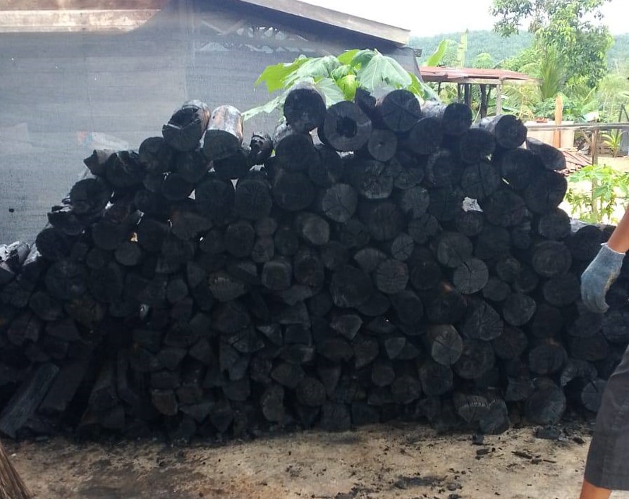 IDEABORNEO Biomass Production Documentation for IDEABORNEO Indonesian biomass, charcoal, wood pellet, and machinery supply