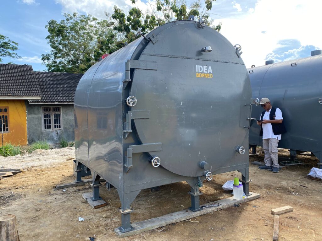 IDEABORNEO Biomass Product Handling Documentation for IDEABORNEO Indonesian biomass, charcoal, wood pellet, and machinery supply